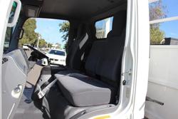 2017 Isuzu N Series NNR 45-150 WHITE