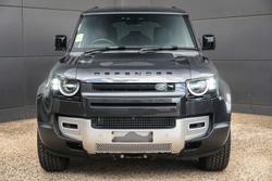2025 Land Rover Defender 110 D250 S