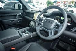 2025 Land Rover Defender 110 D250 S