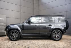 2025 Land Rover Defender 110 P400 S