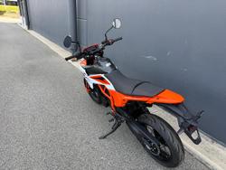 2025 KTM 390 SMC R SMC Orange