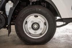 2025 Isuzu N Series NNR 45 150