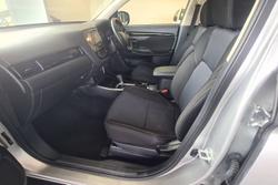 2018 Mitsubishi Outlander ES ADAS