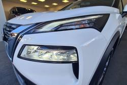 2024 Nissan X-TRAIL ST