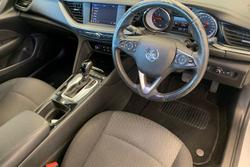 2020 Holden Commodore LT