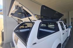 2013 Nissan Navara ST