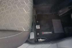 2024 Mitsubishi ASX ES