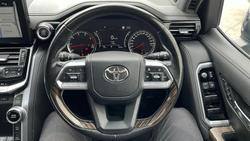 2023 Toyota Landcruiser Sahara