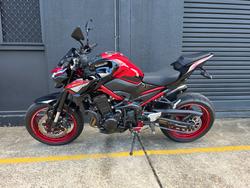 2024 Kawasaki Z900 (ZR900) RED