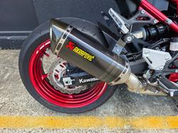 2024 Kawasaki Z900 (ZR900) RED