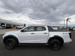 2025 Isuzu D-MAX X-TERRAIN