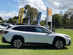 2025 Subaru Outback AWD Touring