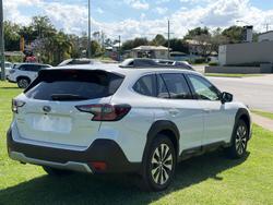 2025 Subaru Outback AWD Touring