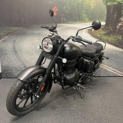 2025 Royal Enfield 2025 Royal Enfield 350CC CLASSIC 350 STEALTH BLACK