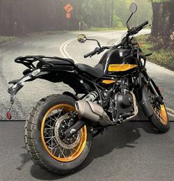 2025 Royal Enfield HIMALAYAN 450 Hanle Black