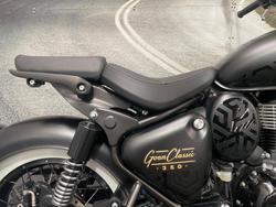 2025 Royal Enfield CLASSIC 350 DARK Black