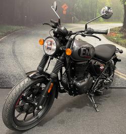 2025 Royal Enfield HUNTER 350 DAPPER GREY
