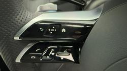 2025 Mercedes-Benz GLC-Class GLC300