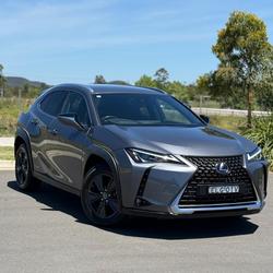 2020 Lexus UX 250h Luxury
