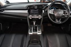 2016 Honda Civic VTi-LX