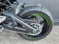 2025 Kawasaki NINJA ZX-10R GREEN