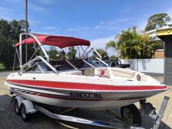 2008 Glastron GT 225