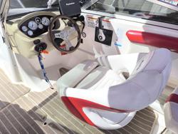 2008 Glastron GT 225