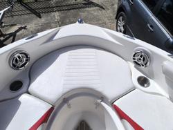 2008 Glastron GT 225