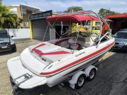 2008 Glastron GT 225