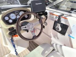 2008 Glastron GT 225