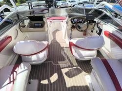 2008 Glastron GT 225