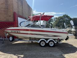 2008 Glastron GT 225