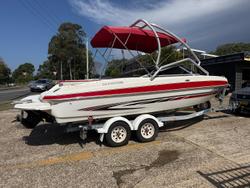 2008 Glastron GT 225