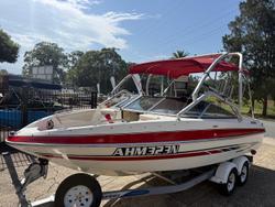 2008 Glastron GT 225