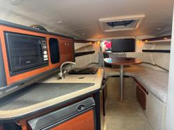 2005 Sea Ray 275 Sundancer