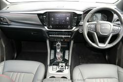 2025 Isuzu MU-X X-TERRAIN