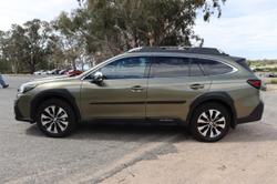 2023 Subaru Outback AWD Touring
