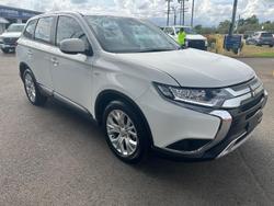 2021 Mitsubishi Outlander ES ZL MY21 AWD White
