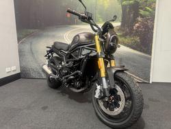 2022 Benelli LEONCINO 800 Brown