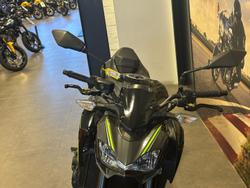2017 Kawasaki Z900 (ZR900B) Z Grey