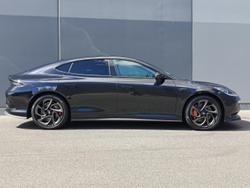 2025 MG IM5 Platinum P12L MY25 Ares Black