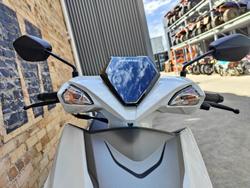 2023 SUZUKI AVENIS 125 SCOOTER WHITE