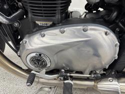 2017 Triumph BONNEVILLE BOBBER BLACK