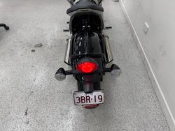 2017 Triumph BONNEVILLE BOBBER BLACK