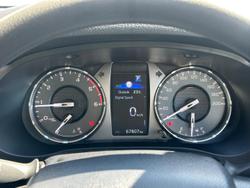 2023 Toyota Hilux SR