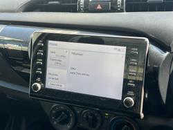 2023 Toyota Hilux SR