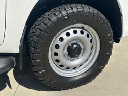 2023 Toyota Hilux SR