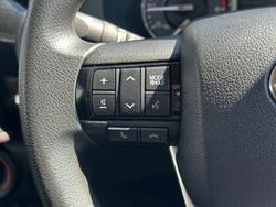 2023 Toyota Hilux SR