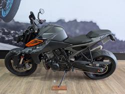 2024 Ktm 990 DUKE GREY