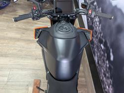 2024 Ktm 990 DUKE GREY